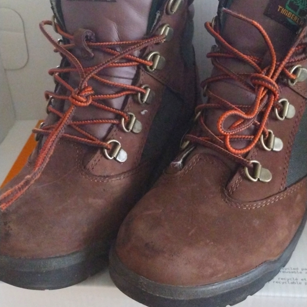 Big kid size 5 timberland boots